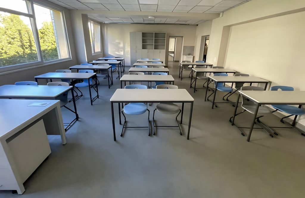 Rīgas Pļavnieku pamatskola